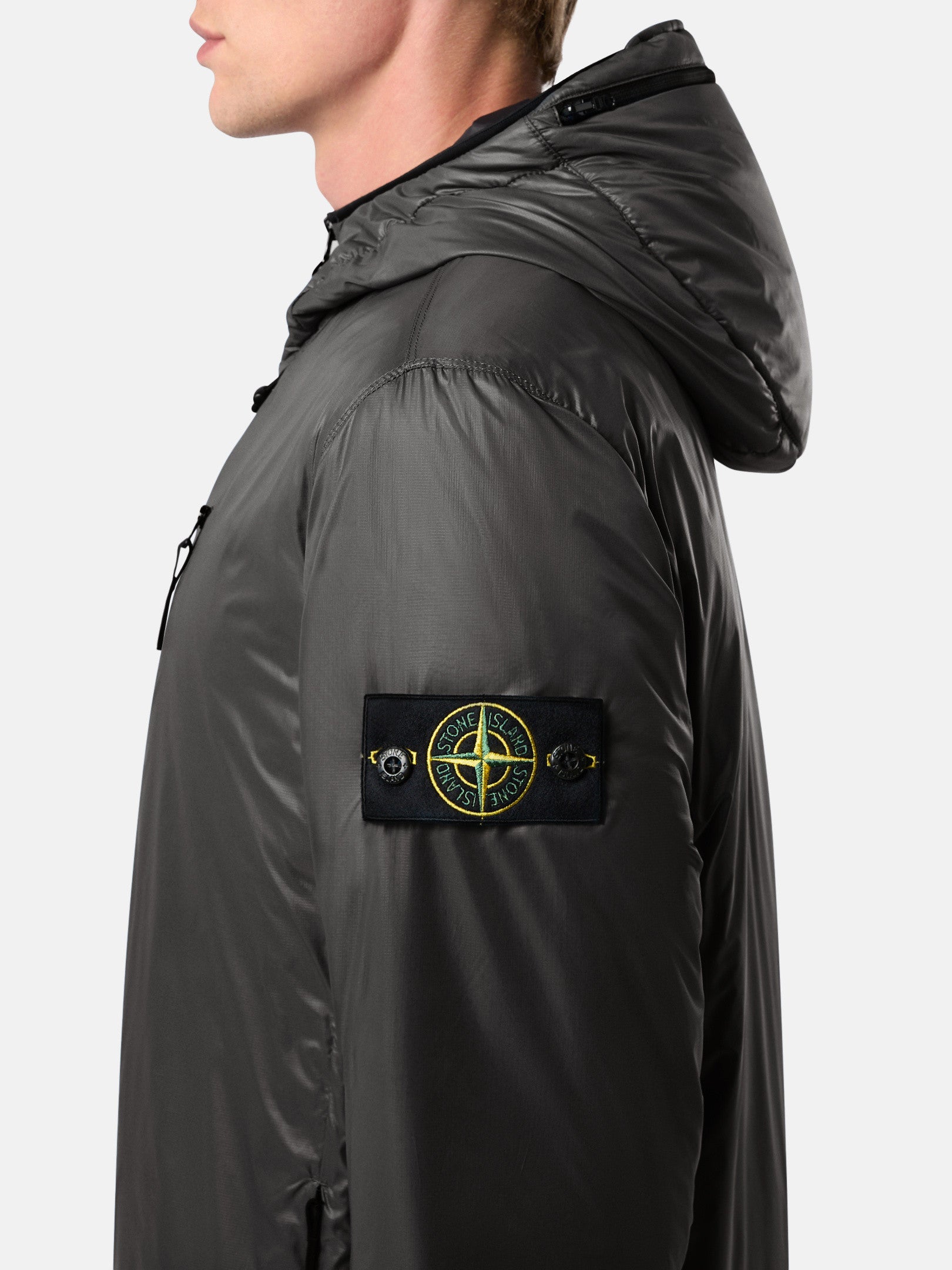 Q0425 PERTEX® QUANTUM MADE FROM NETPLUS® WITH PRIMALOFT® INSULATION TECHNOLOGY