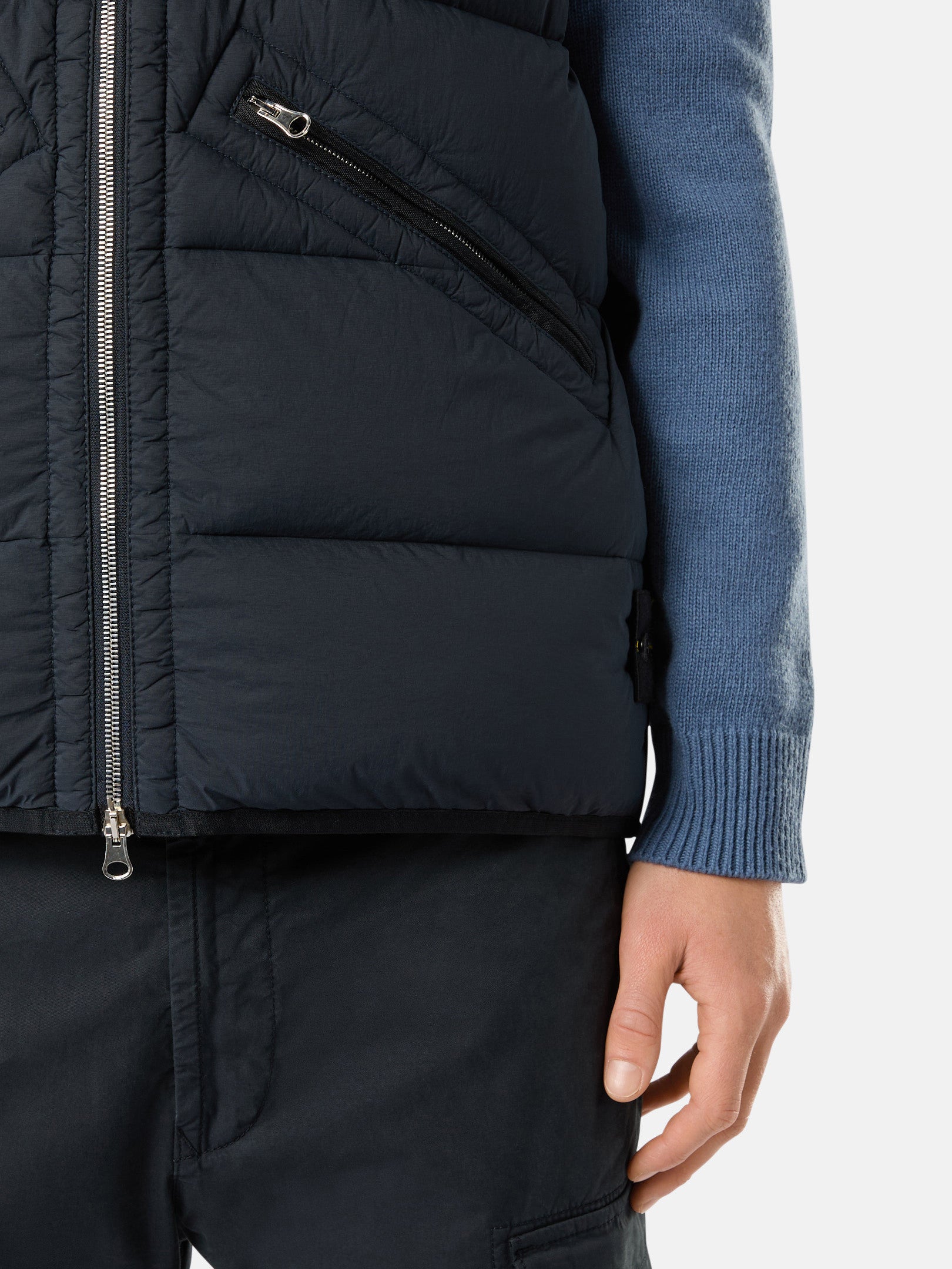 G0828 SEAMLESS TUNNEL NYLON DOWN -TC