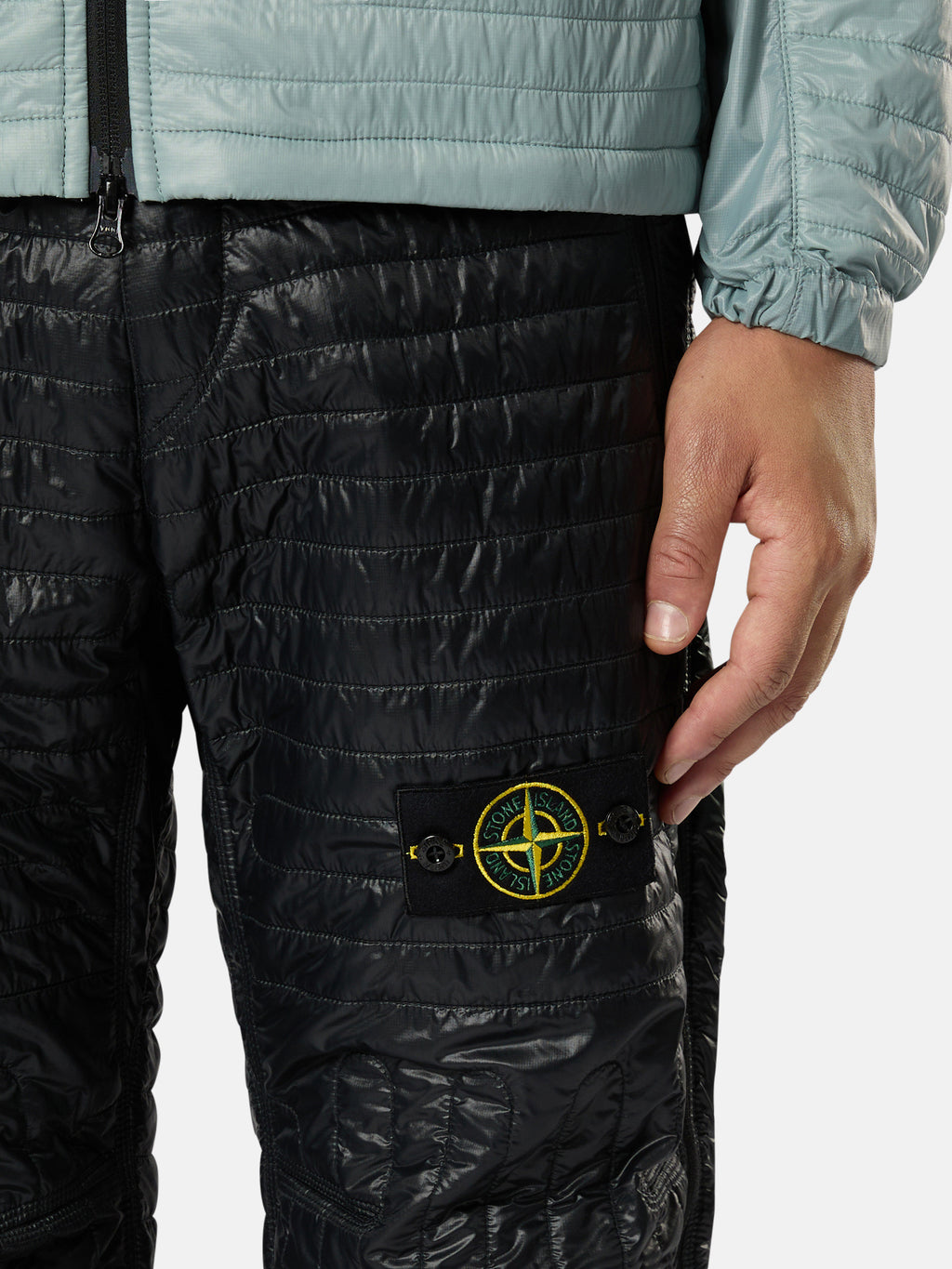 31832 PERTEX® QUANTUM MADE FROM NETPLUS® WITH PRIMALOFT® INSULATION TECHNOLOGY