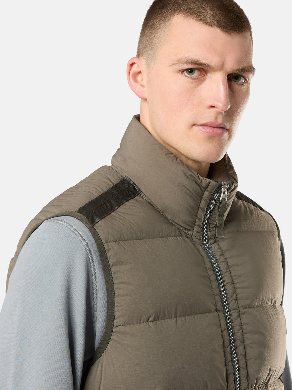 G0828 SEAMLESS TUNNEL NYLON DOWN -TC