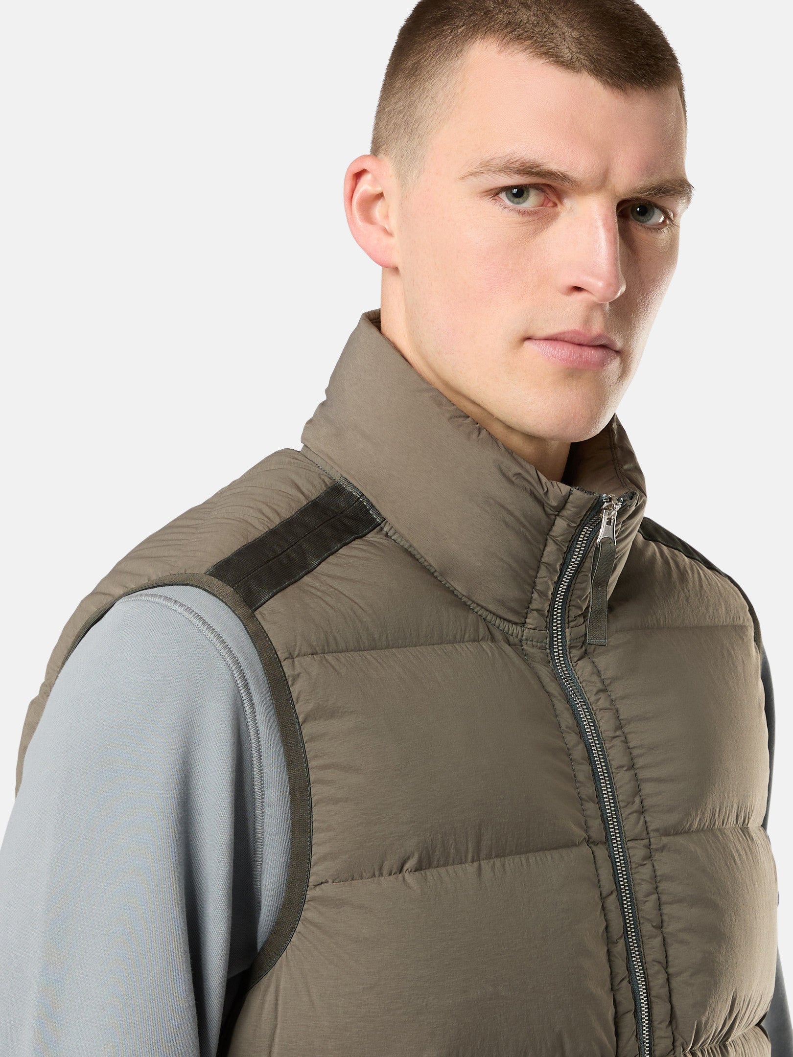 G0828 SEAMLESS TUNNEL NYLON DOWN -TC