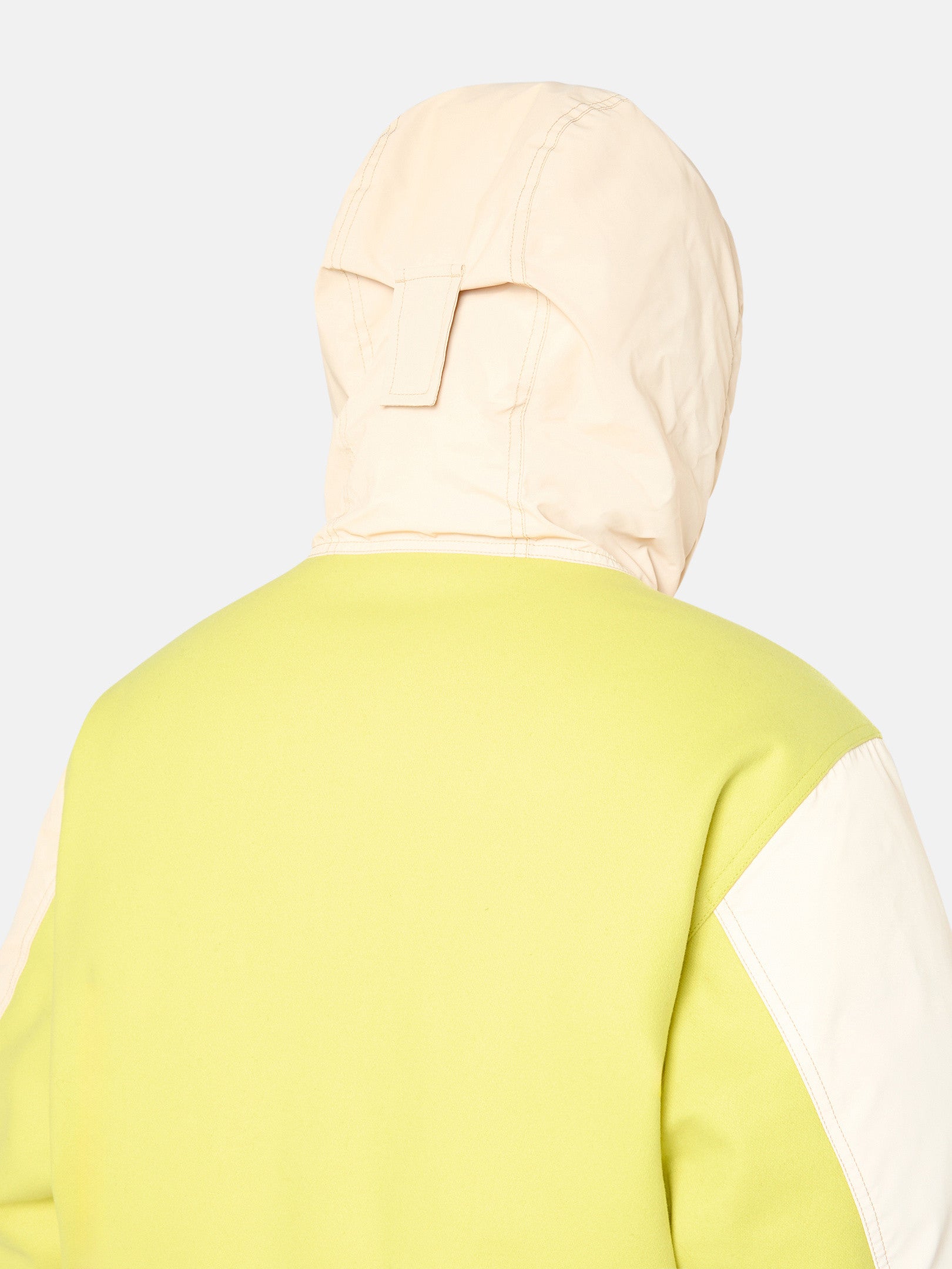 443X3 PANNO RESINATO WITH PLATED REFLECTIVE_ STONE ISLAND MARINA
